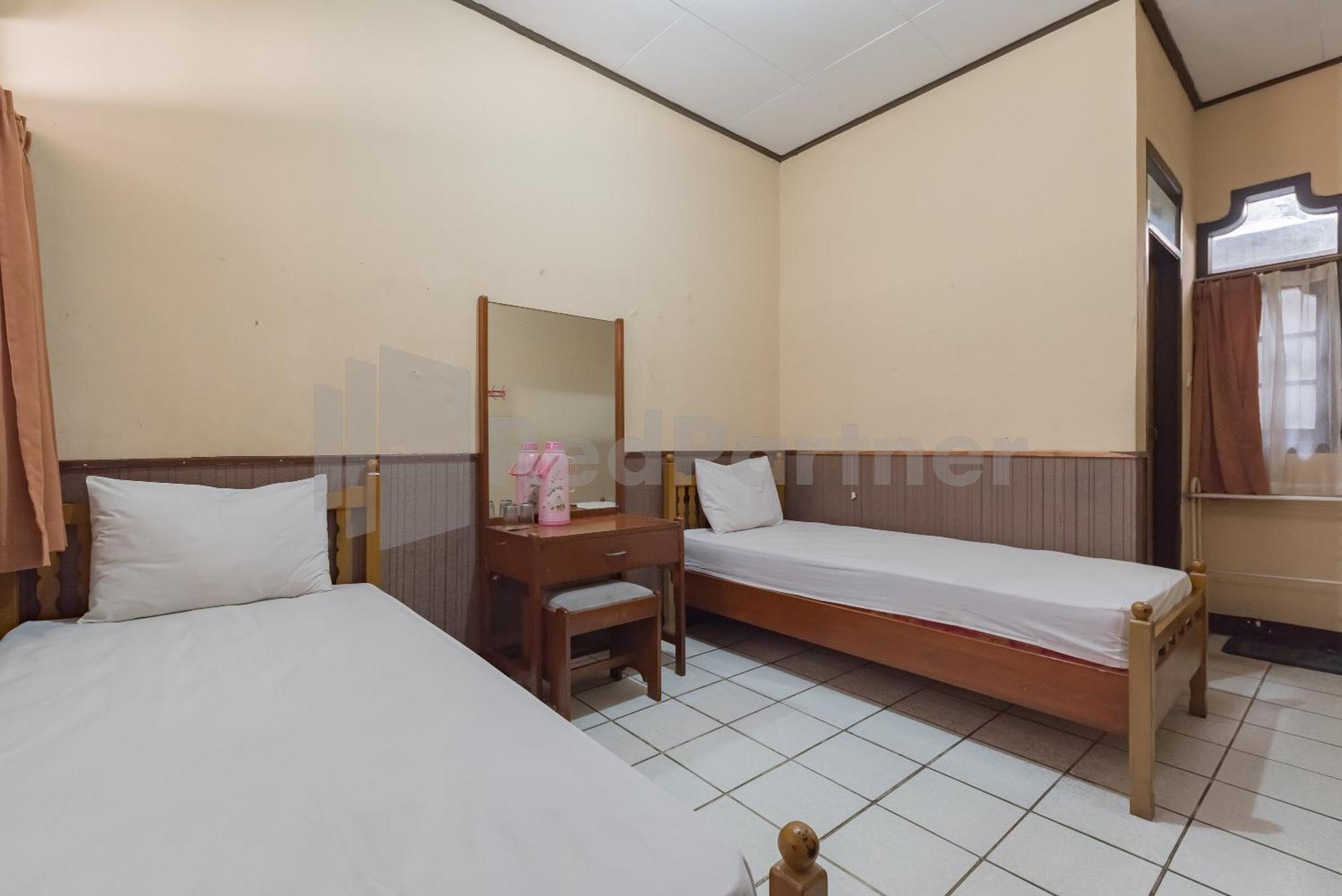 Homestay Pkpn Garut Mitra Reddoorz Экстерьер фото